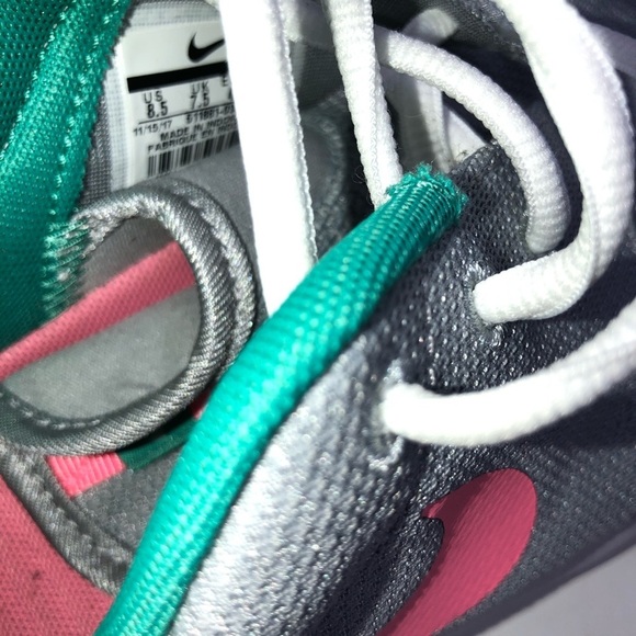 𝅺Nike Roshe One South beach sneaker pink/green men size 8.5 women size 10 - Picture 6 of 6